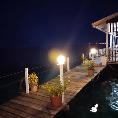 Bihing Angan Water Chalet Semporna Kültér fotó
