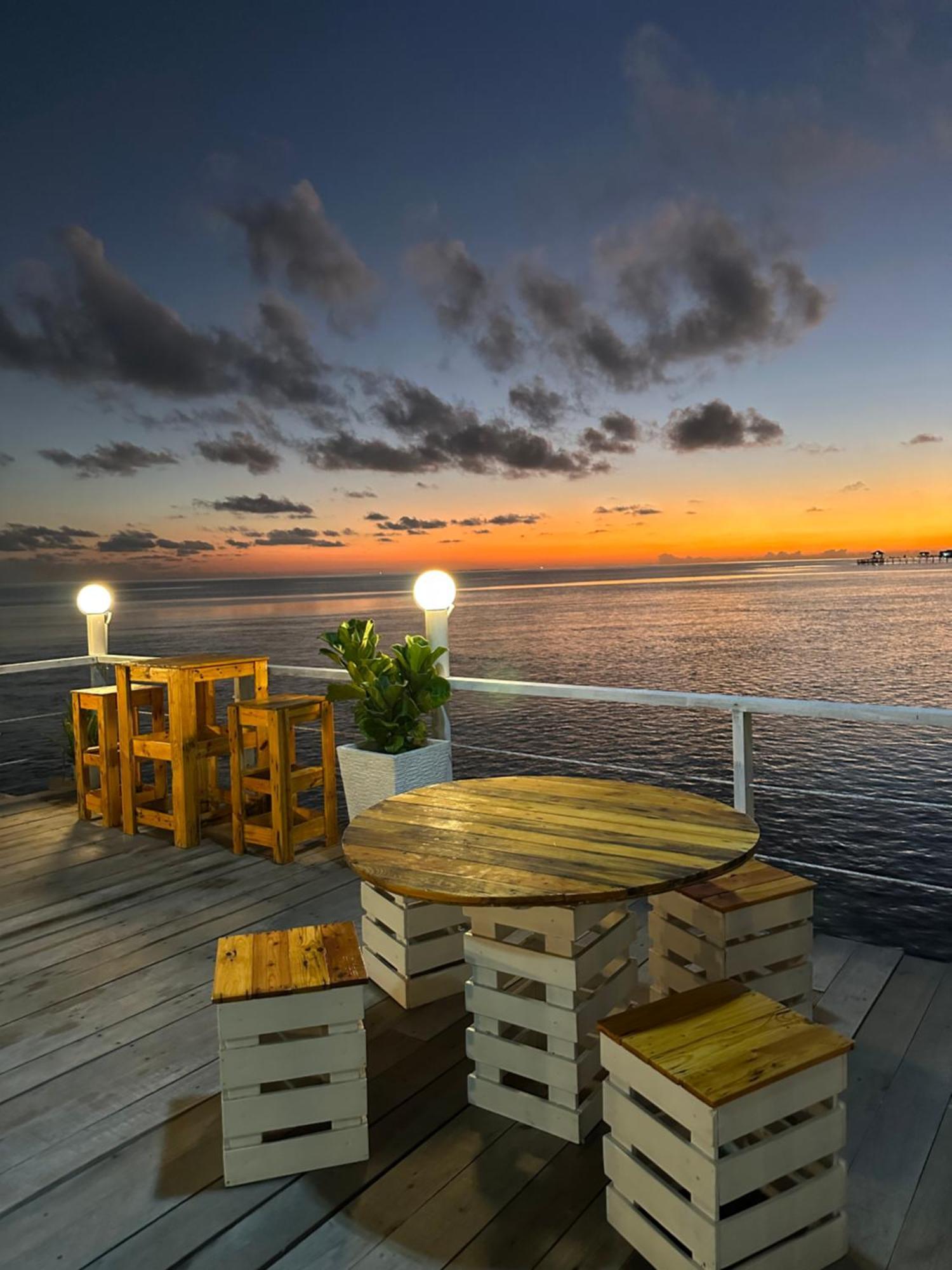 Bihing Angan Water Chalet Semporna Kültér fotó